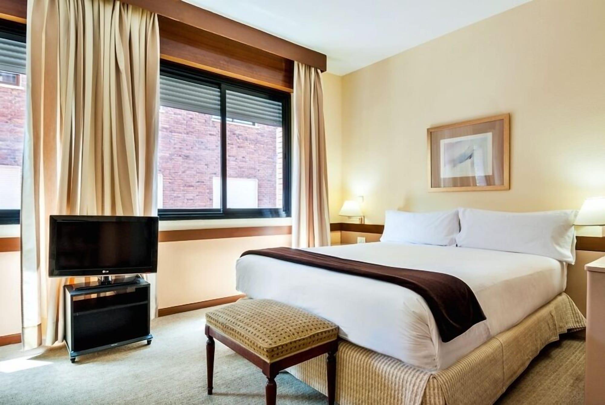 Espahotel Plaza Basilica Мадрид Экстерьер фото
