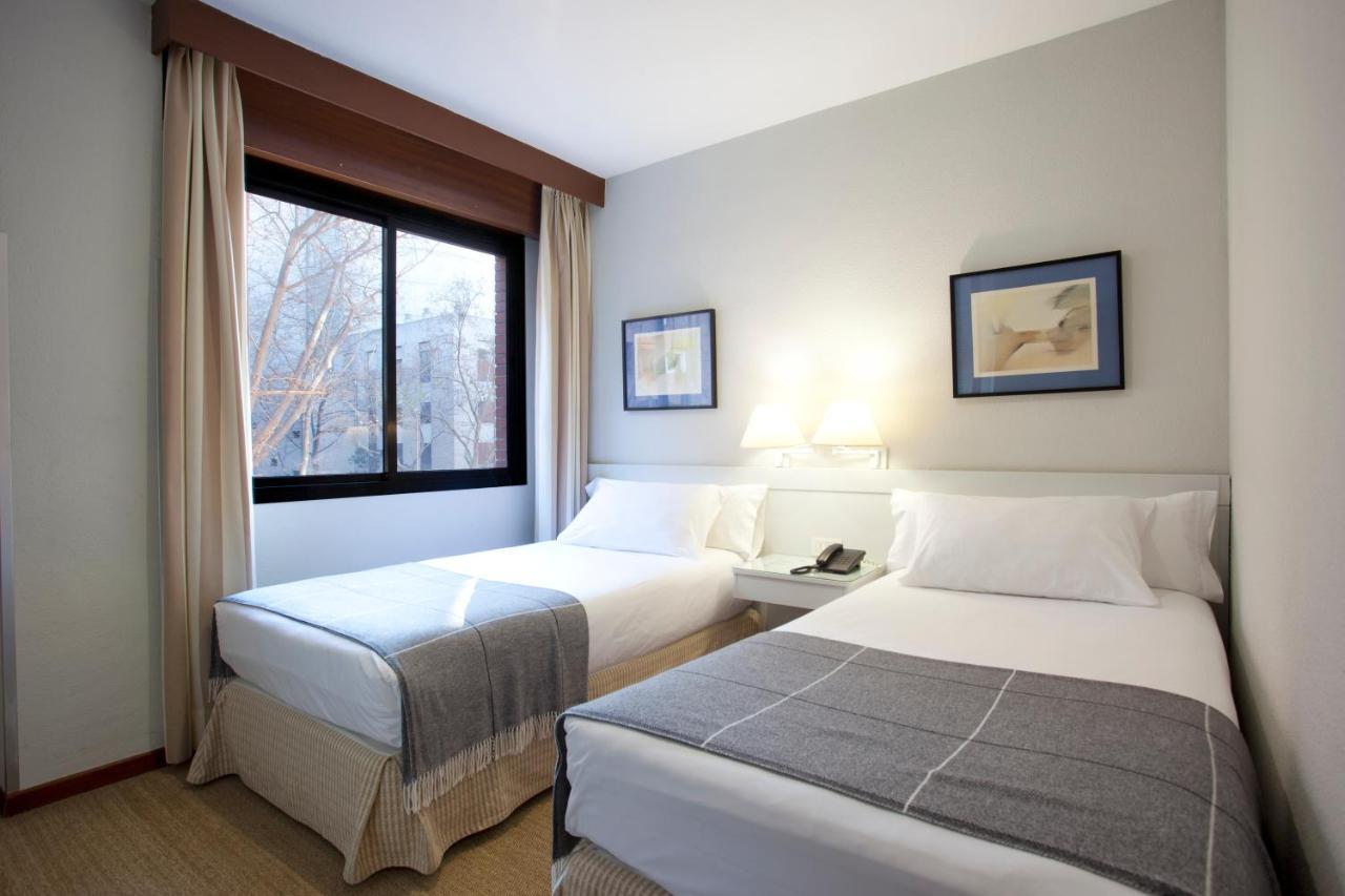 Espahotel Plaza Basilica Мадрид Экстерьер фото