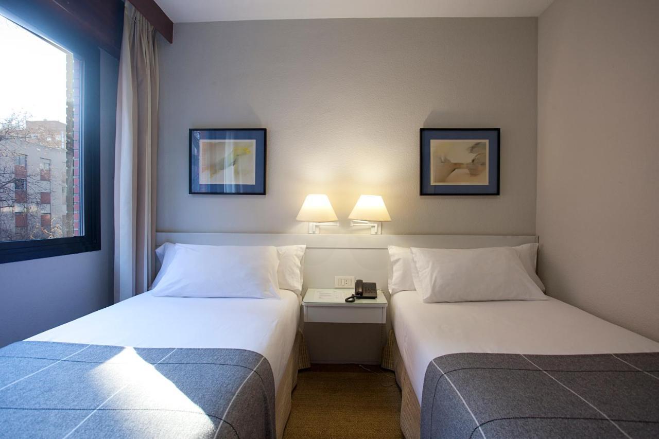 Espahotel Plaza Basilica Мадрид Экстерьер фото