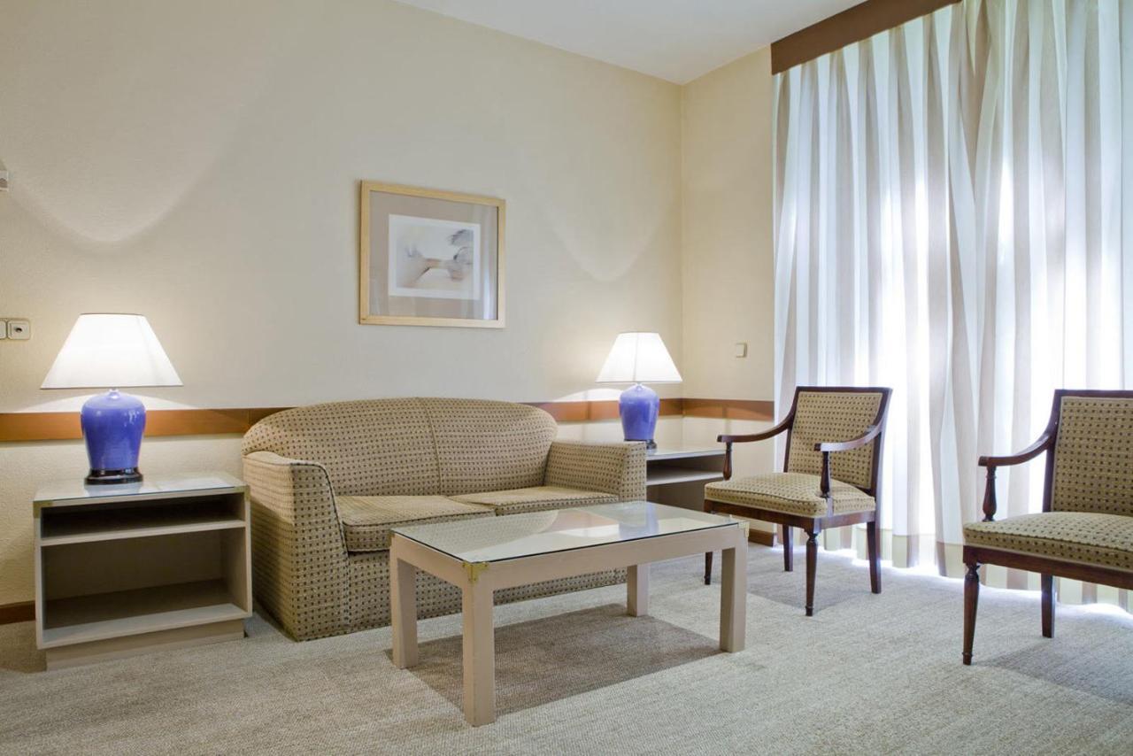 Espahotel Plaza Basilica Мадрид Экстерьер фото